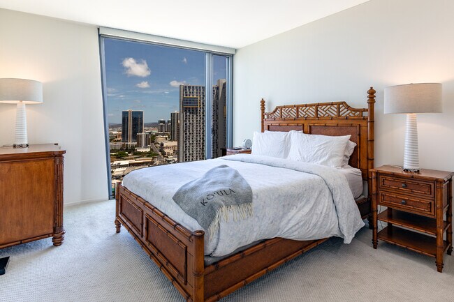 Building Photo - 1000 Auahi St