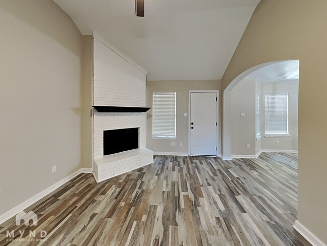 Building Photo - 6892 Gallop Dr