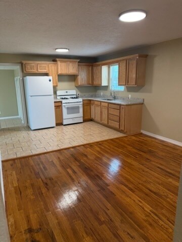 Building Photo - 128 E Manana Blvd