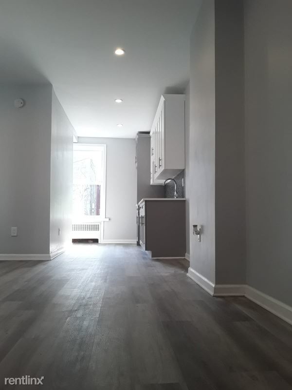 Foto del edificio - 398 Woodlawn Ave