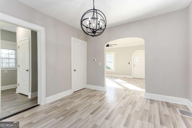 Building Photo - 1665 Beecher St SW