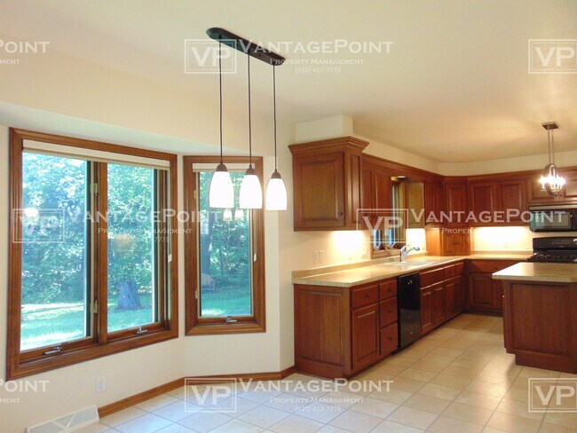 Foto del edificio - 1482 Parkway Dr