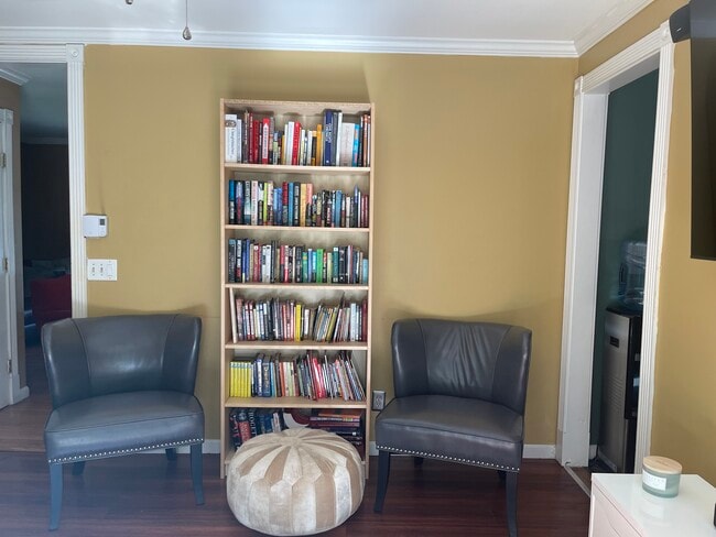 Foto del edificio - 104 Aspen Cir