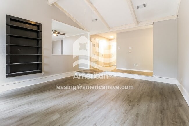 Building Photo - 7623 Claybrook Rd