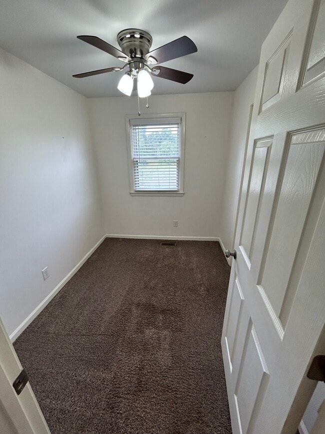 Foto del edificio - 3848 Davis Rd