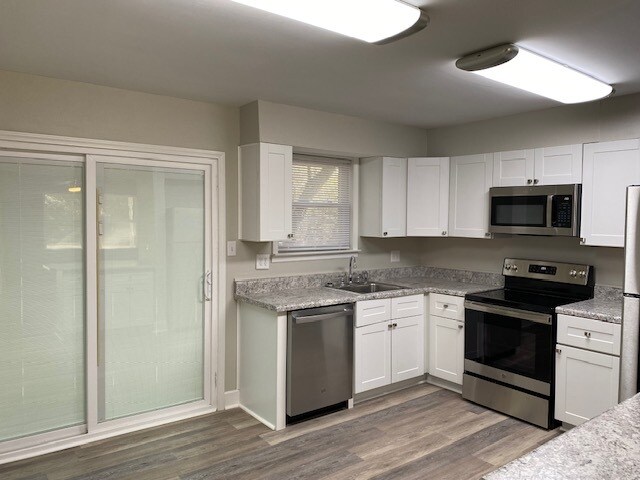 Foto del edificio - 5612 Turkey Dr