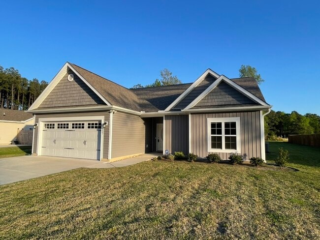 Foto del edificio - 227 Clay Hill Rd