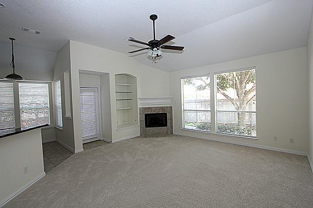 Foto del edificio - 4270 Lake Villas Dr