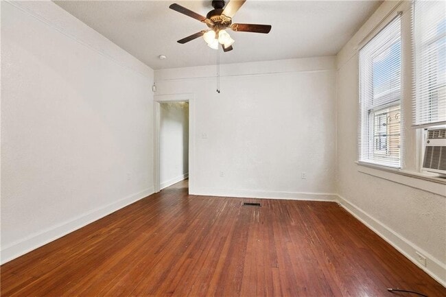 Building Photo - 2025 Lowerline St