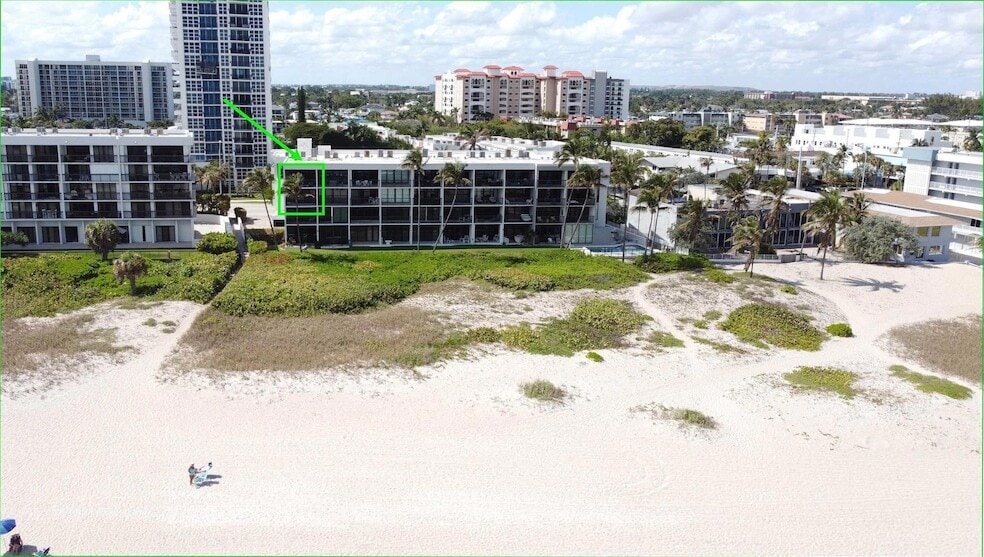 Photo - 520 N Ocean Blvd