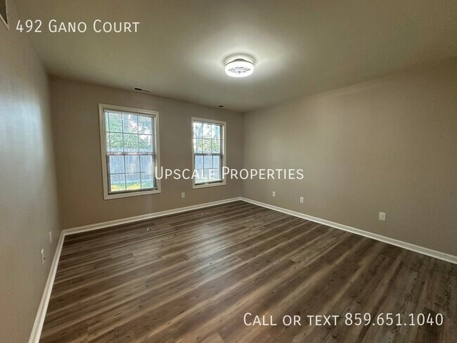 Foto del edificio - 492 Gano Ct