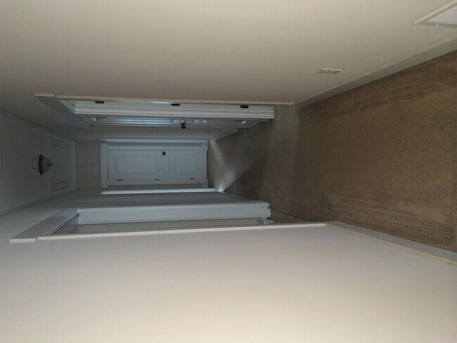 Foto del edificio - 170 Betsy Ln