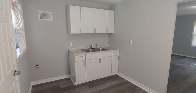 Foto del edificio - 4618 N 36th St