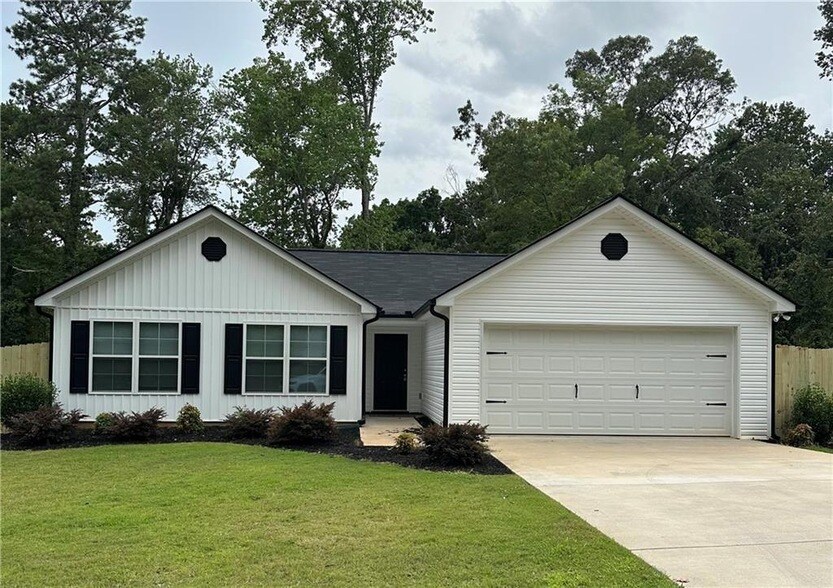 Foto principal - 4940 Scott Rd