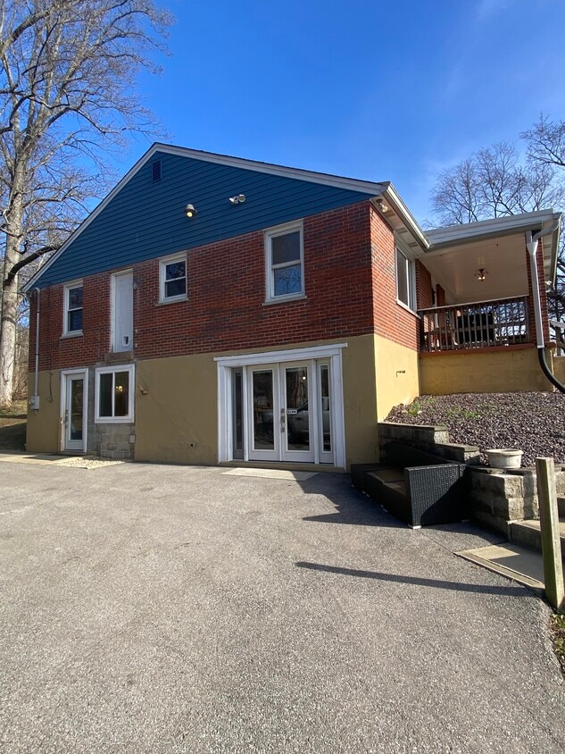 Photo - 9645 Loveland Madeira Rd (Loveland, OH)