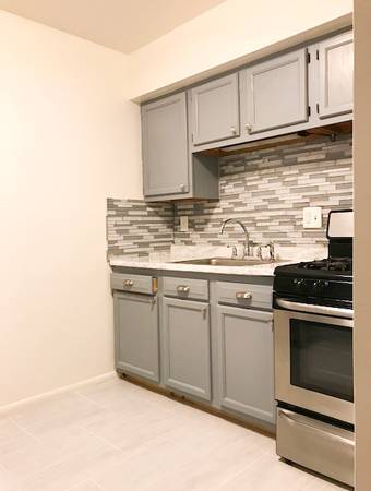 Foto del edificio - 3801 St Barnabas Rd
