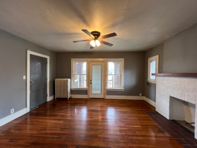 Foto del edificio - 802 S Cedar St