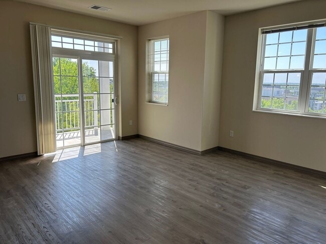 Interior Photo - Madison Apartments