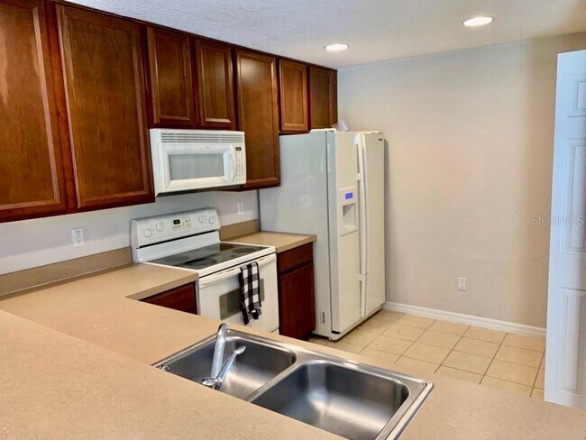 Foto del edificio - 3896 Silverbell Loop