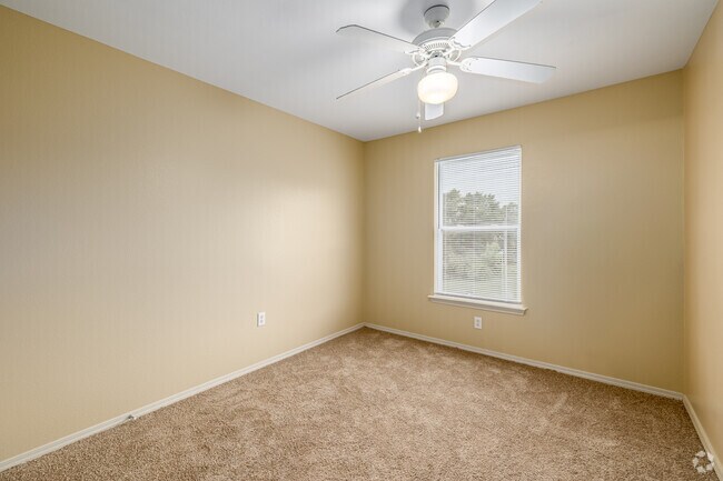 El Académico 2BR, 1BA - 860SF - Dormitorio principal - Mountain View Apartments