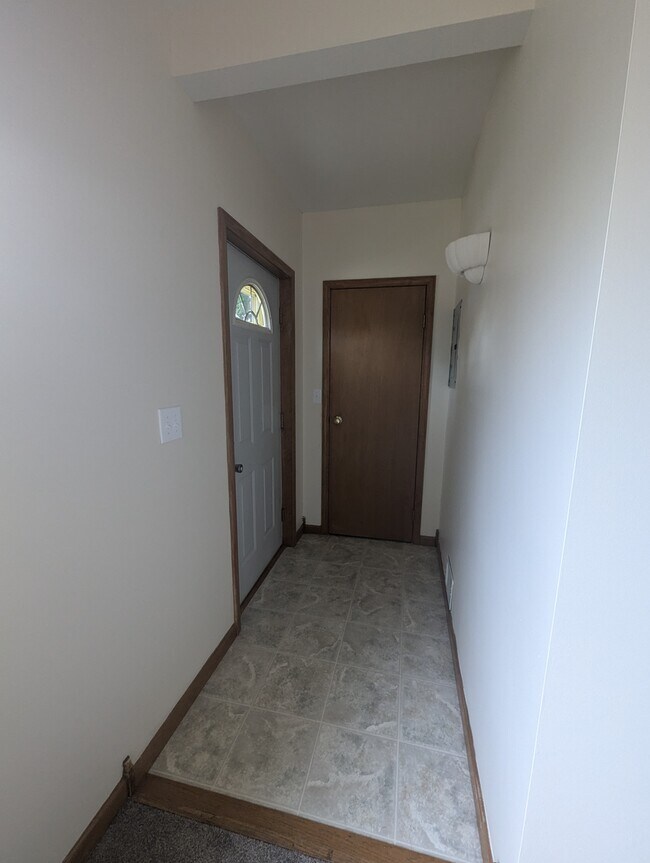 Foto del edificio - 96 Cass Ave