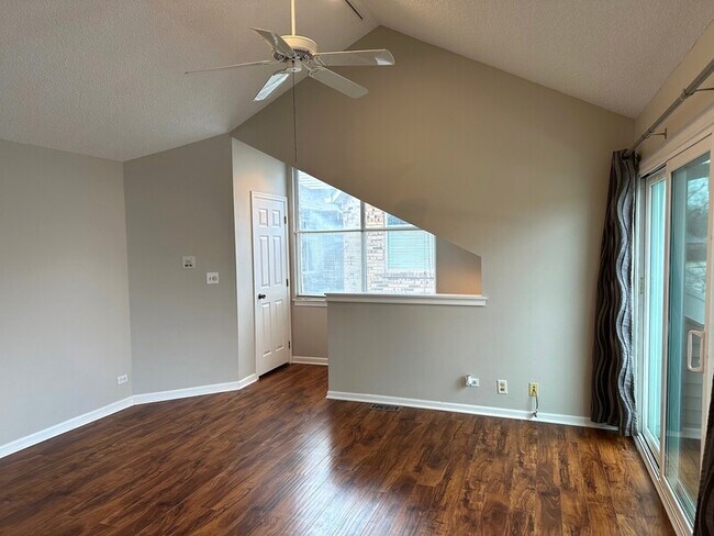 Building Photo - 1203 Ranchview Ct