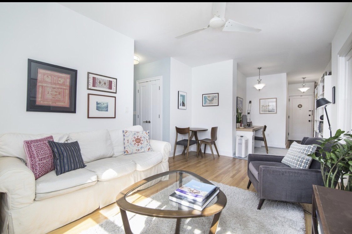 Primary Photo - 65 Morton St