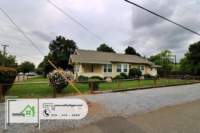 Foto del edificio - 1504 Magnolia Ave