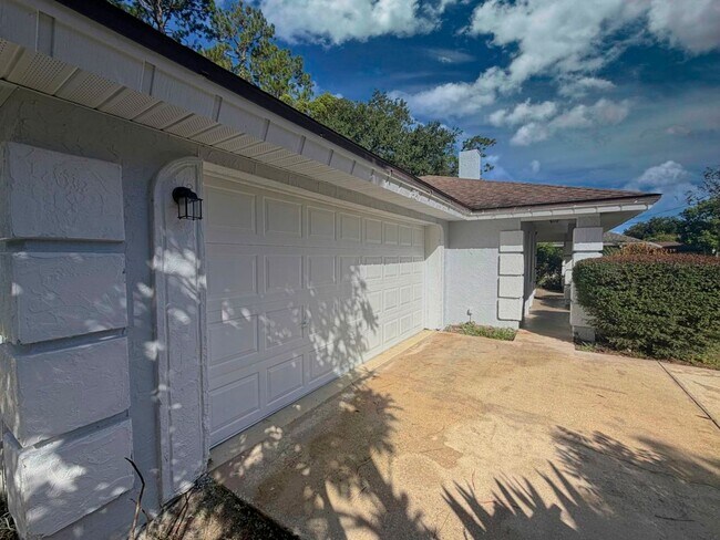 Foto del edificio - 38 Berkshire Ln