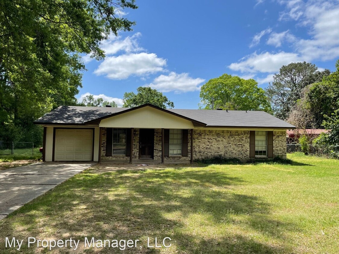 Primary Photo - 4 br, 1.5 bath House - 9633 Fairlawn Court
