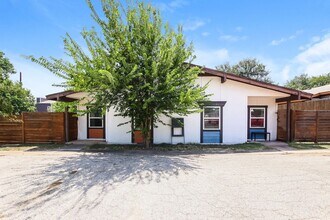 Building Photo - 2717 Parker Ln