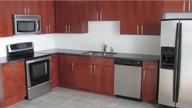 Photo - 300 S Australian Ave Apartment