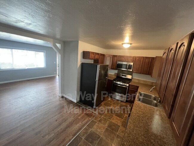 Foto del edificio - 2310 25th Street Rd