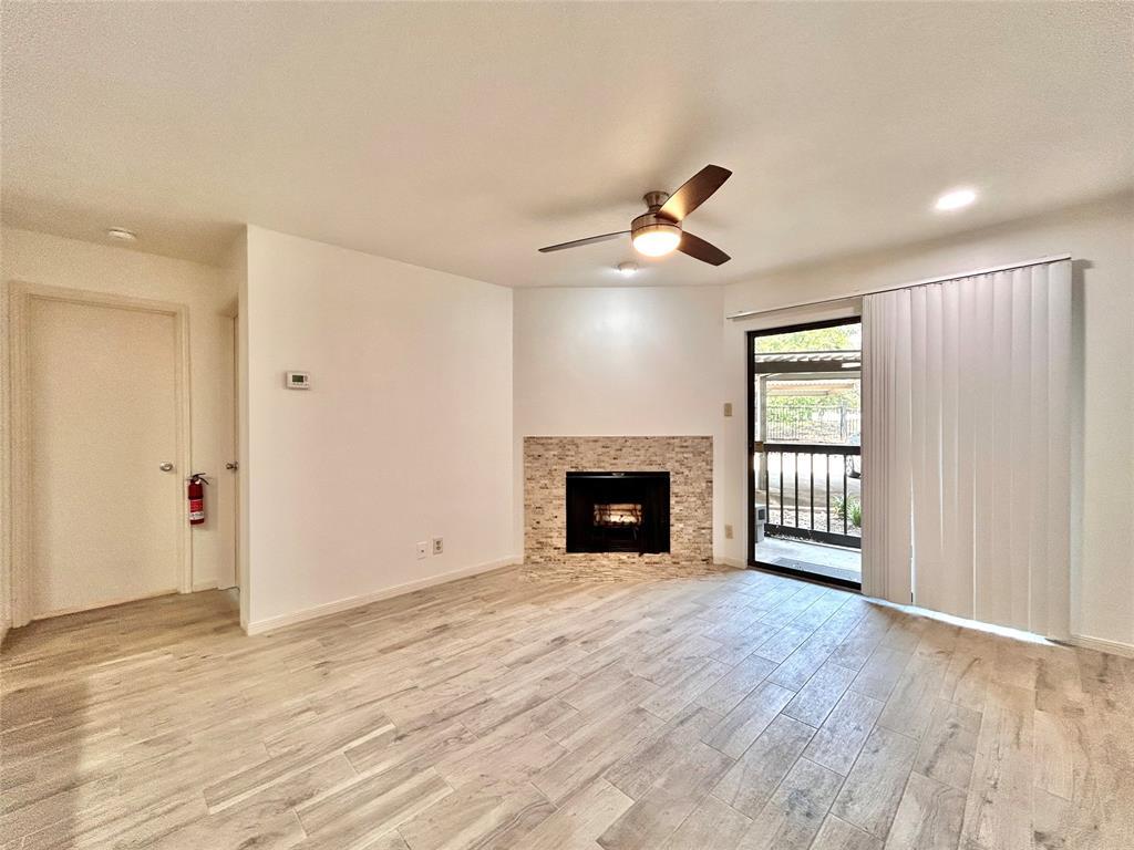 Primary Photo - 8888 Tallwood Dr
