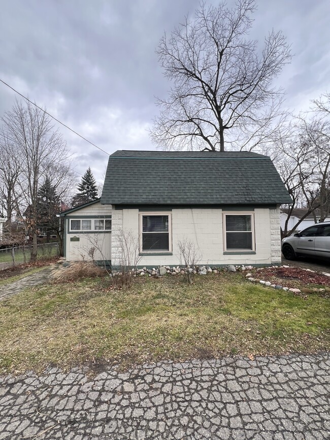 Photo - 503 S Pine St House