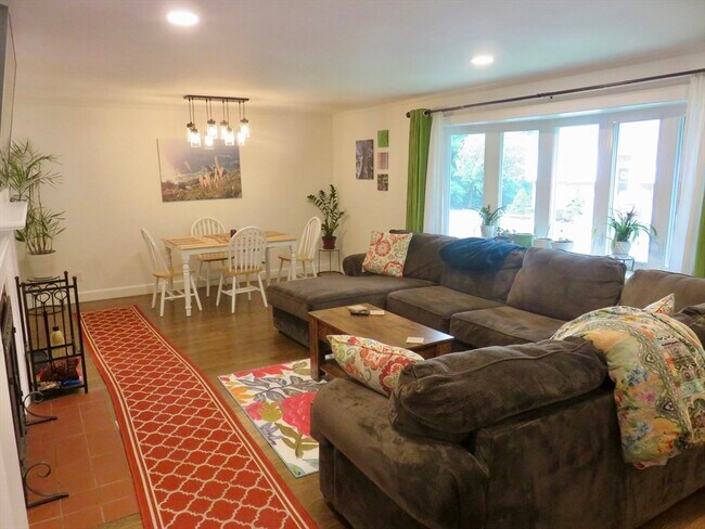 Foto del edificio - 10 Samoset Ln