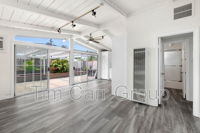 Foto del edificio - 316 E 21st St