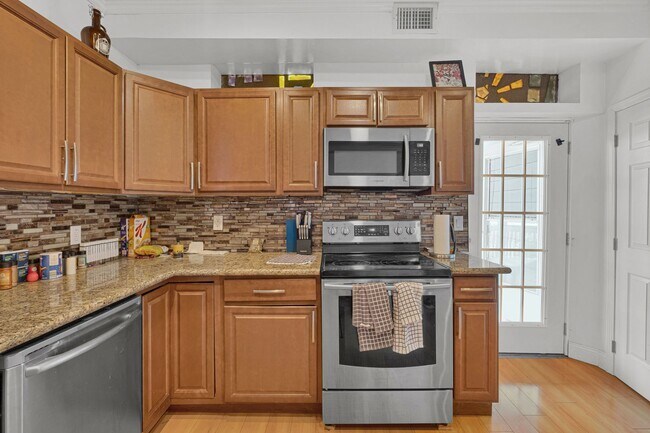 Foto del edificio - 1721 Edwards Way