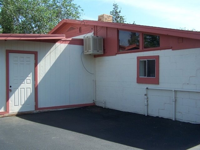 Building Photo - 1707 Hawaii Ave