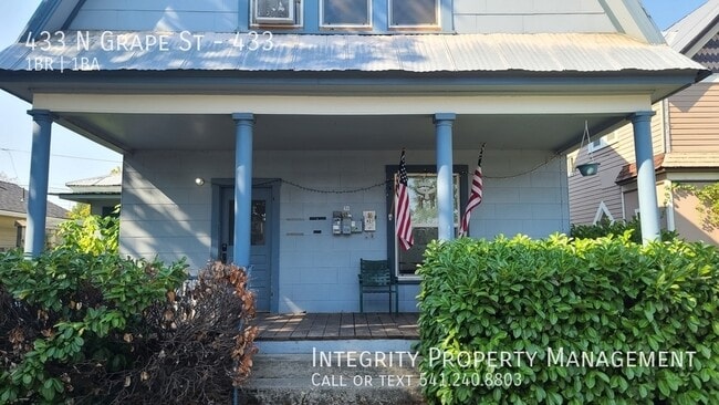 Building Photo - 433 N Grape St