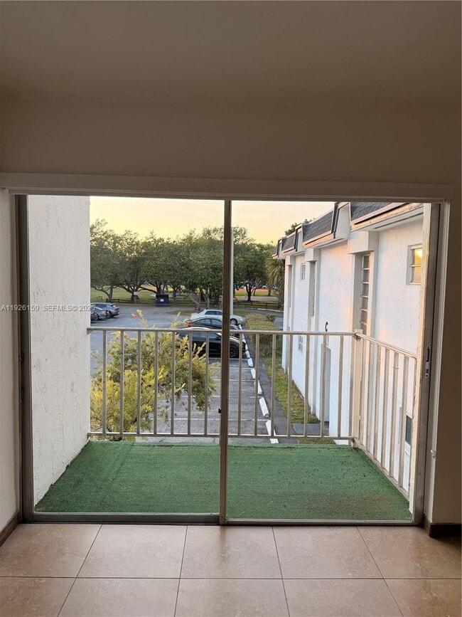 Foto del edificio - 7250 SW 94th Pl