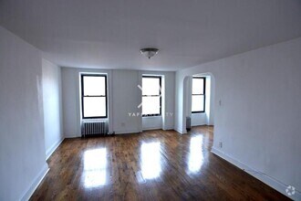 Building Photo - 382 Halsey St