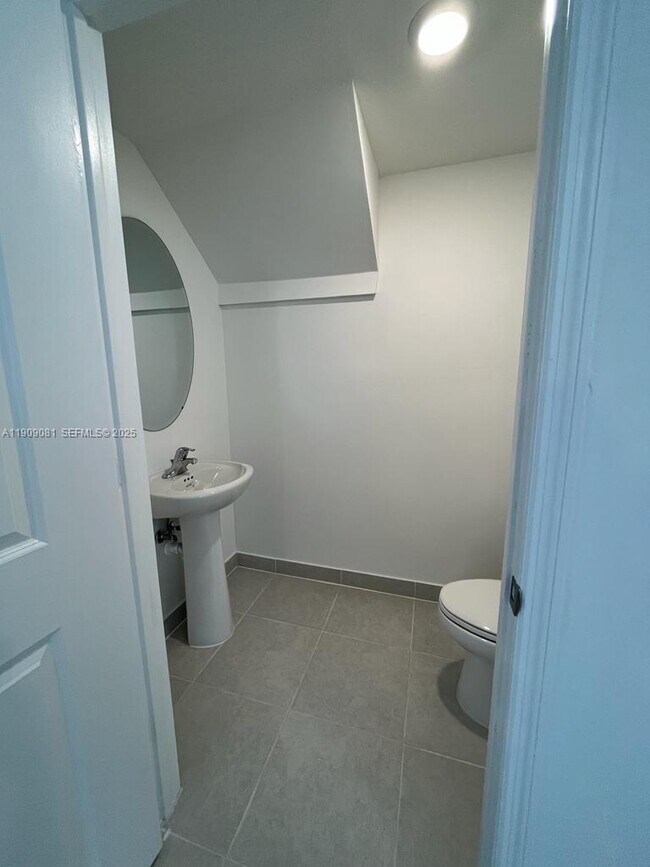 Building Photo - 28660 SW 134th Ct