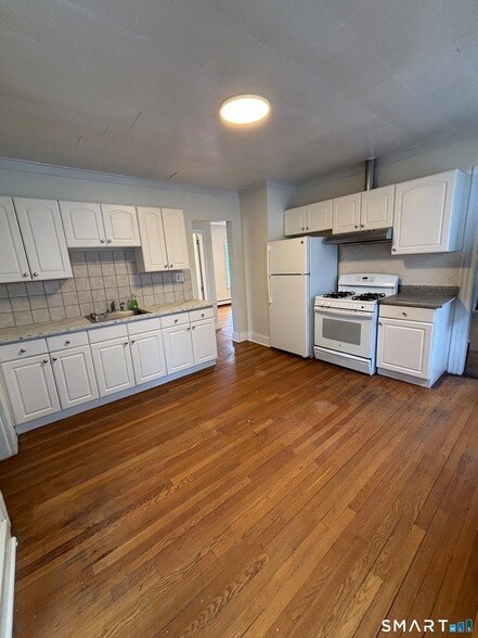 Foto del edificio - 2395 Main St