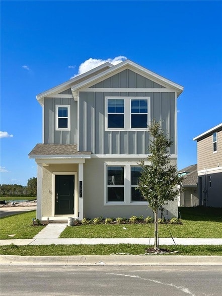 Building Photo - 13921 Title Wy