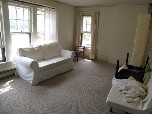 Foto del edificio - 432 S 4th Ave - All Utilities Included