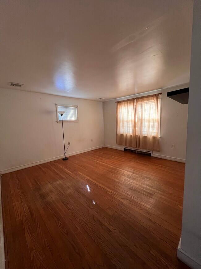 Foto del edificio - 72 Carlton St