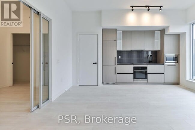 Building Photo - 1285 Dupont St