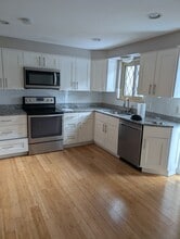 4853 Berry Hill Ct