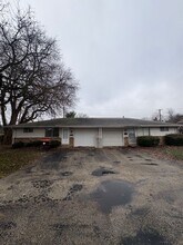 Building Photo - 2522 W Newman Pkwy